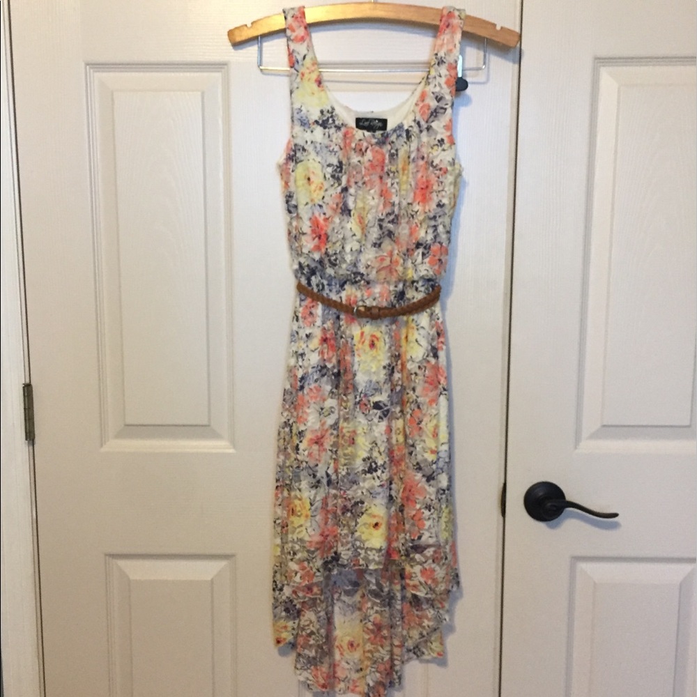 High low floral top with belt